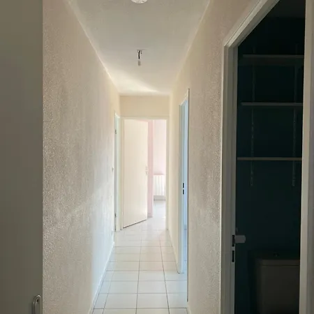 Appartement T4 Recent - Centre Avec 2 Parkings *